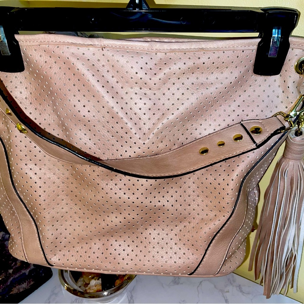 Gently Used Steve Madden Bucket Purse in Soft Pink with Gold Hardware